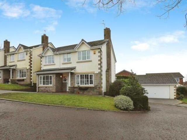 House for sale in Foster's Green, Roby Mill