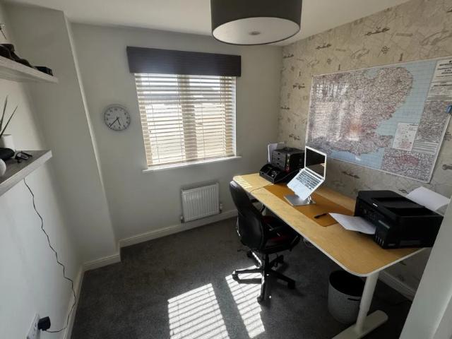 Townhouse for rent in Priors Hall Park, Weldon
