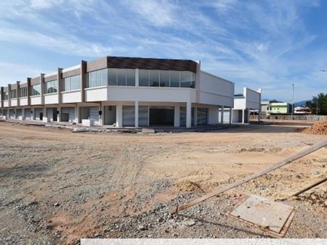 Shop for rent in Kajang, Langat