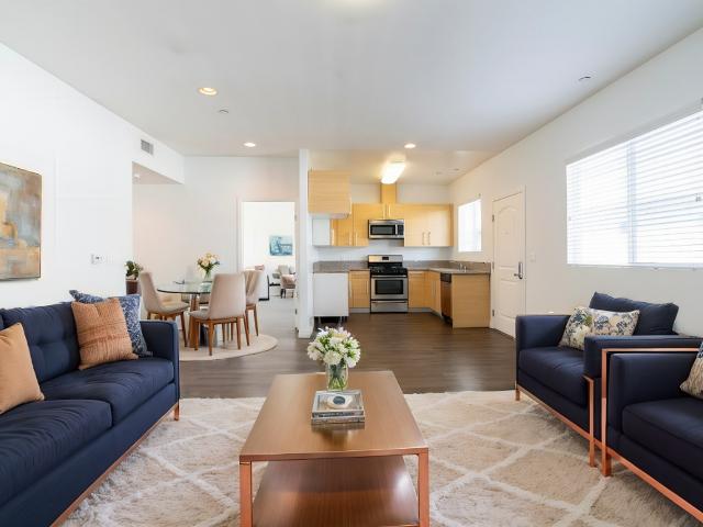 Apartment for rent in Van Nuys Neighborhood Council District, Canoga Park
