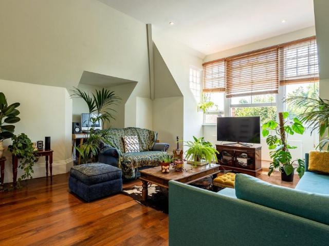 Apartment for rent in Putney, Greater London