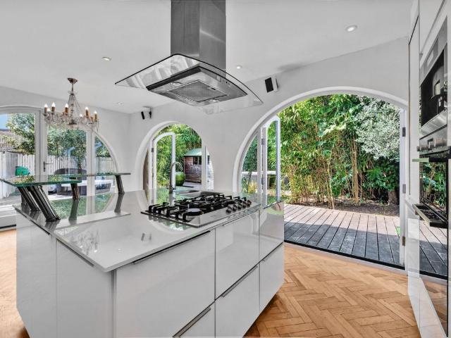 Apartment for rent in Putney, Greater London
