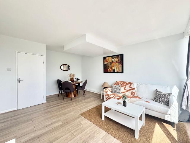 Apartment for rent in Putney, Greater London
