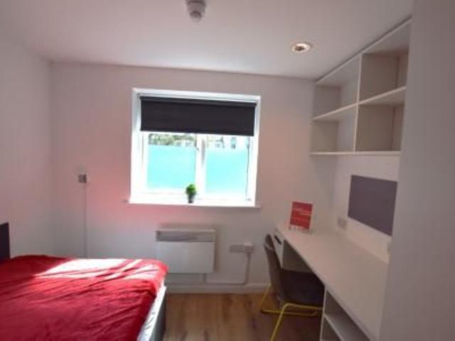 Room for rent in Semilong, Northampton