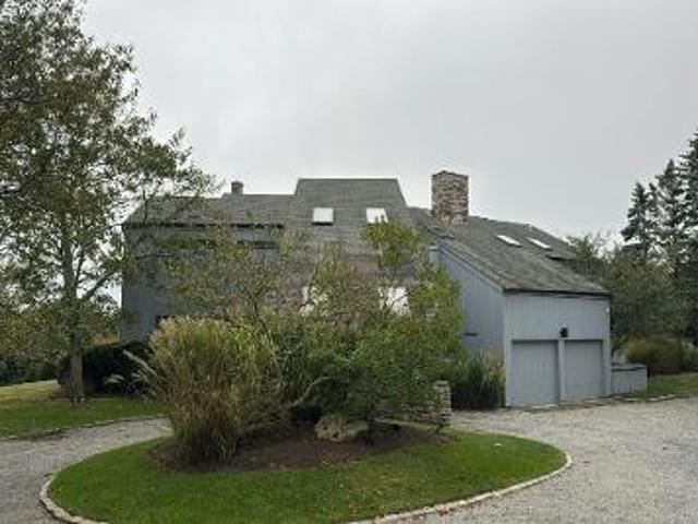 House for sale in Wainscott, New York