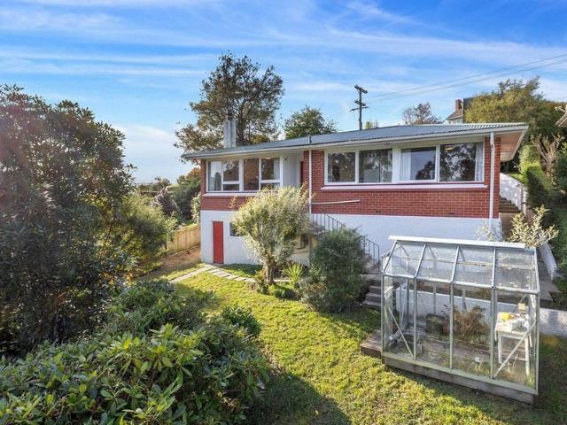 House for rent in Otakou