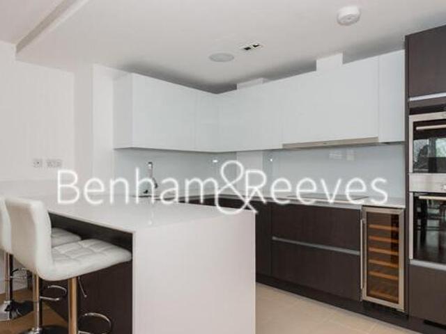 House for rent in Brentford End, Greater London