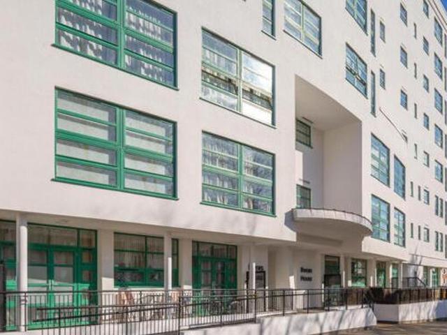 House for sale in Brentford End, Greater London