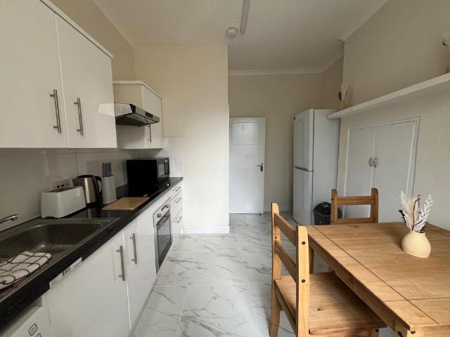 House for rent in London Borough of Hounslow, Strand