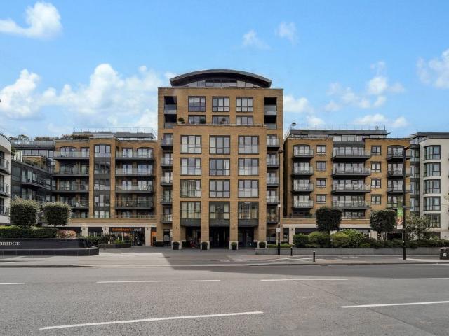 House for rent in Strand-on-the-Green, Greater London