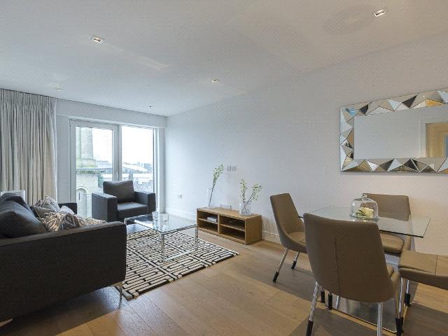 Apartment for rent in London Borough of Hounslow, Strand