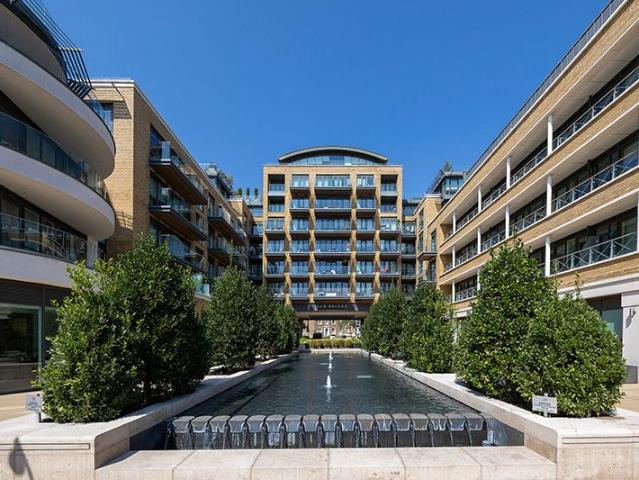 Apartment for rent in London Borough of Hounslow, Strand