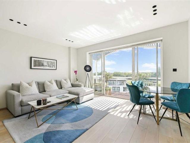 Apartment for rent in London Borough of Hounslow, Strand