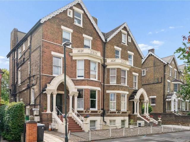 Apartment for rent in London Borough of Richmond upon Thames, Greater London