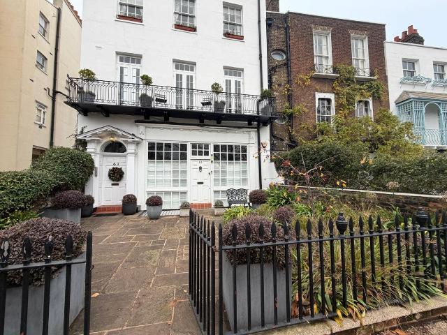 Apartment for rent in Kew, Greater London