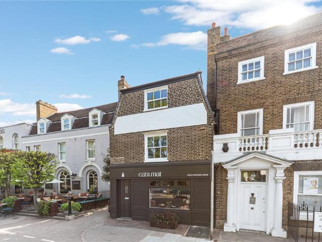 House for rent in Kew, Greater London