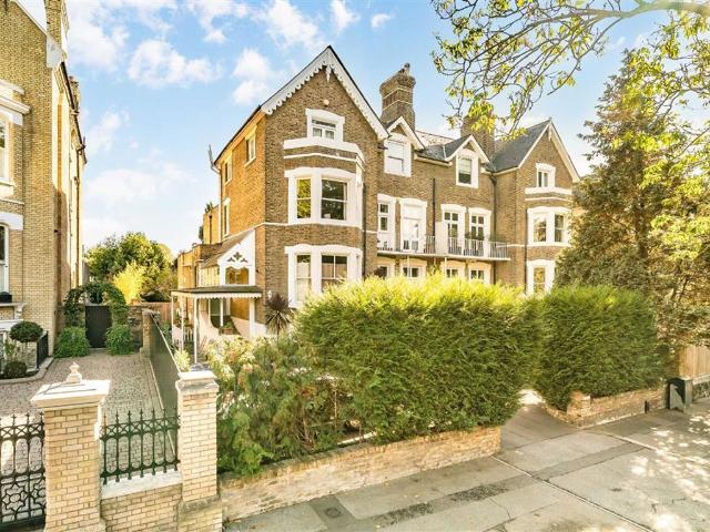 Apartment for rent in London Borough of Richmond upon Thames, Greater London