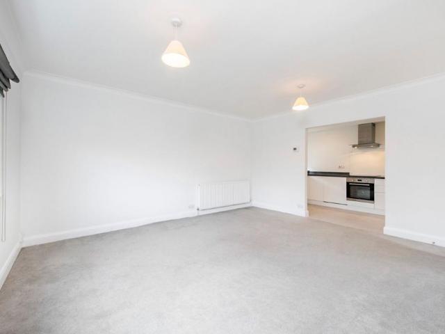 Apartment for rent in Kew, Greater London