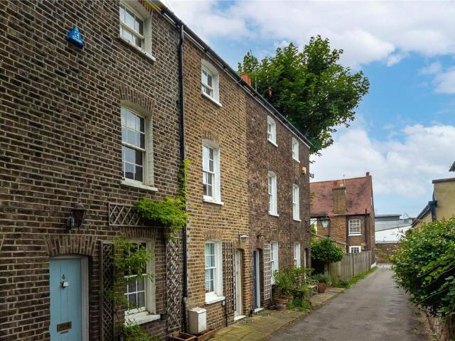 House for rent in Kew, Greater London