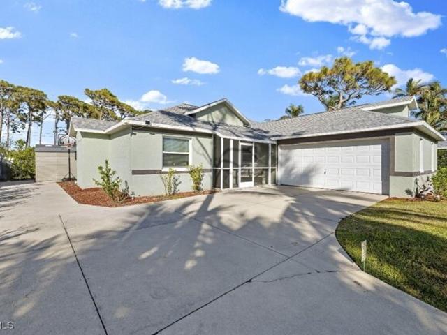 House for sale in Bonita Springs