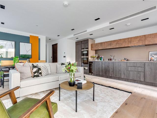 Apartment for rent in Oval, Greater London