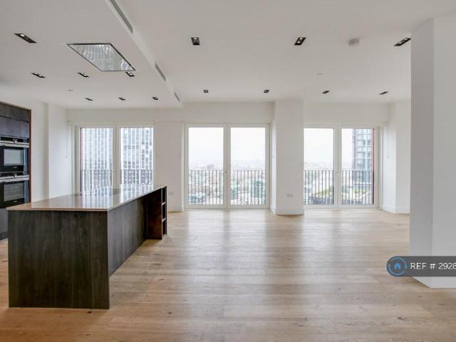 Apartment for rent in Vauxhall, Greater London