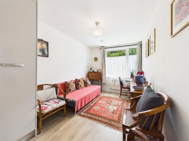 Apartment for rent in London Borough of Hounslow, Greater London