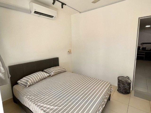 Room for rent in Petaling, Alam Impian