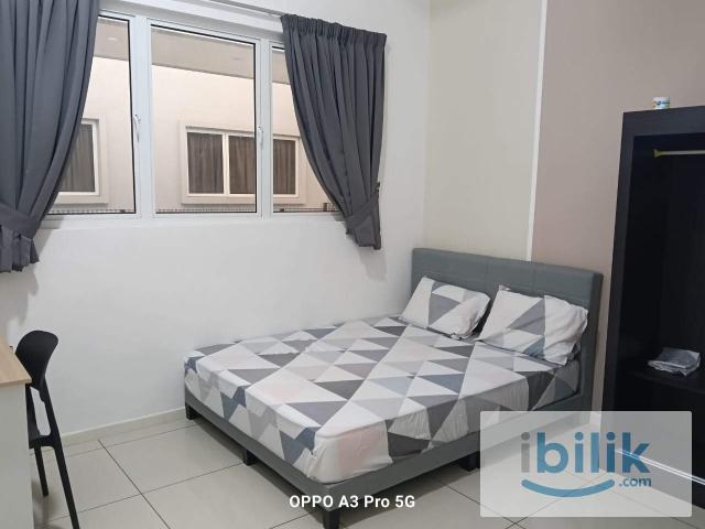 Room for rent in Petaling, Alam Impian
