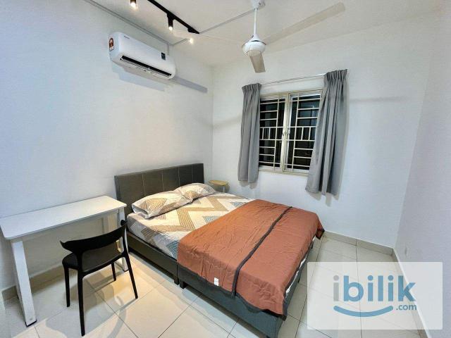 Room for rent in Petaling, Alam Impian