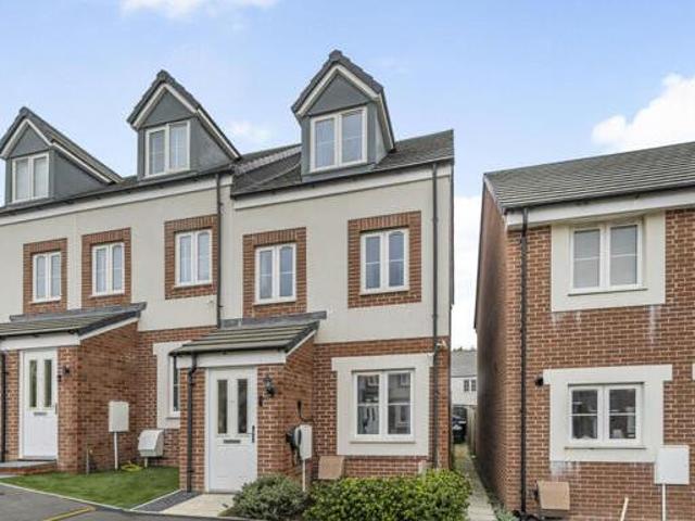 House for sale in Feckenham, City Of Bristol