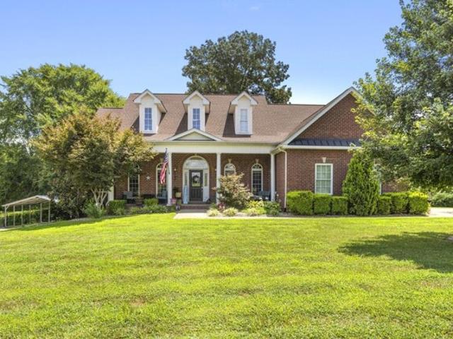 House for sale in Fairview