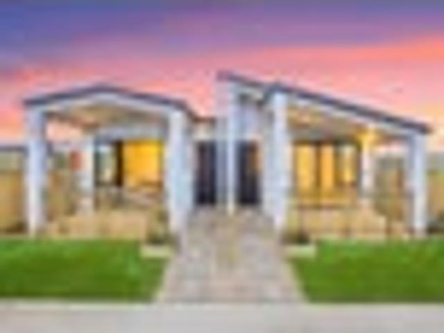 Townhouse for sale in Awhitu