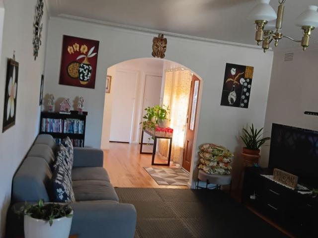 Room for rent in Camerons Creek, Victoria