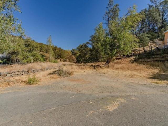 Land for sale in Amador City, California