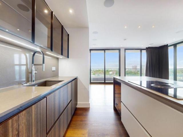 Apartment for rent in Swiss Cottage, Greater London