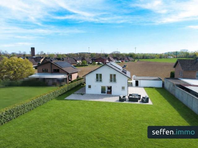 Villa kaufen in Bedburg, Nordrhein-Westfalen