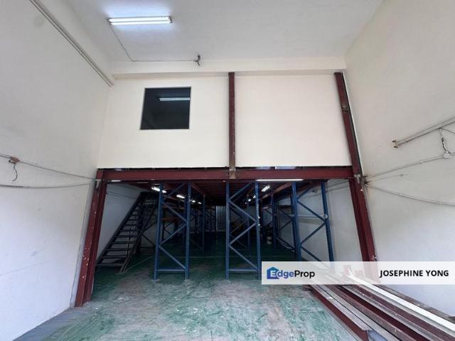 Warehouse for rent in Petaling, Damansara Damai