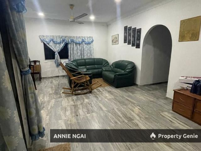 Bungalow for sale in Kampung Sri Indah A, Majlis Perbandaran Selayang