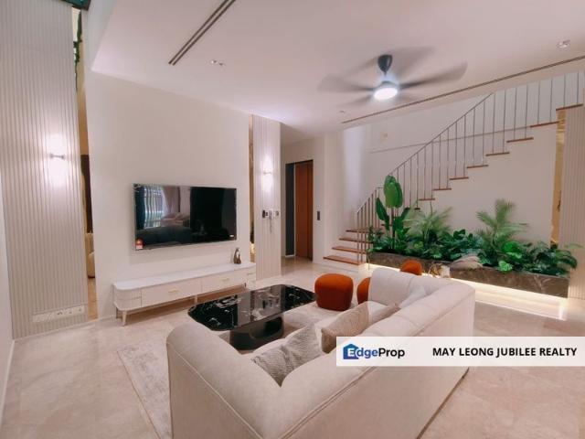 House for sale in Country Heights Damansara, Kuala Lumpur