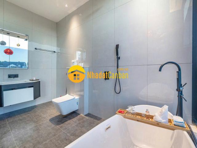 Nhà mặt phố bán