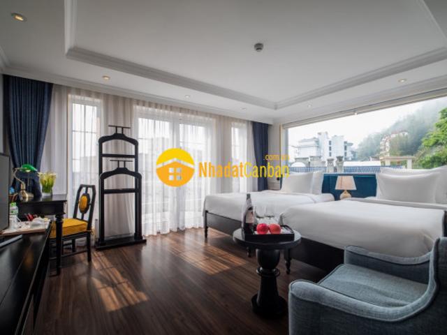 Nhà mặt phố bán