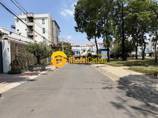 Nhà mặt phố bán