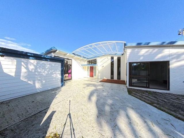 House for rent in Khandallah, Wellington