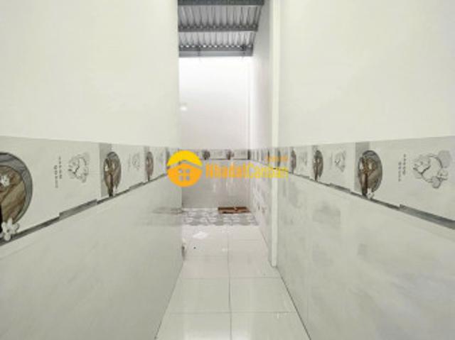 Nhà mặt phố bán