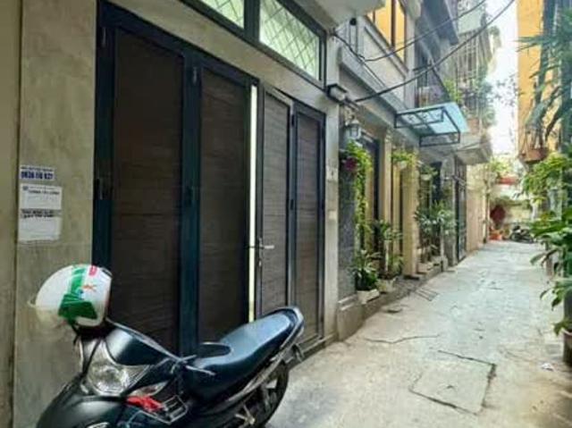 Nhà mặt phố bán tại Hoàn Kiếm, Hà Nội