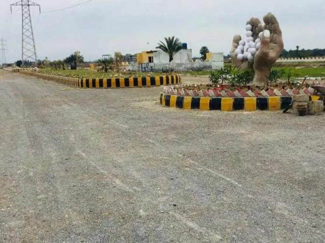 Land for sale in Peshawar, North West Frontier Province