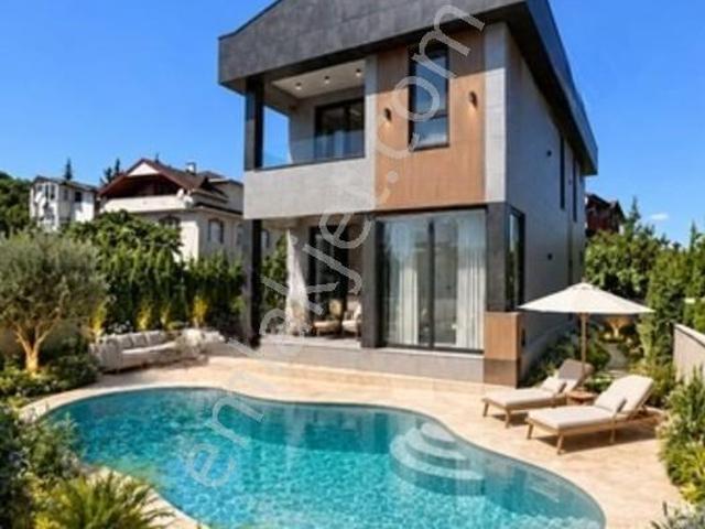 Başiskele, Kocaeli içerisinde satılık Villa