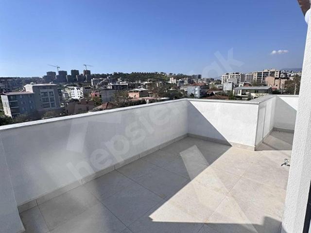 Çiğli, İzmir içerisinde satılık mülk