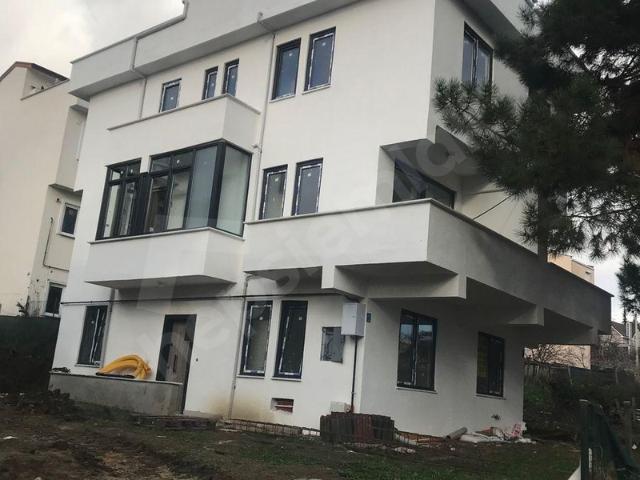 Tekirdağ, Süleymanpaşa içerisinde satılık Villa